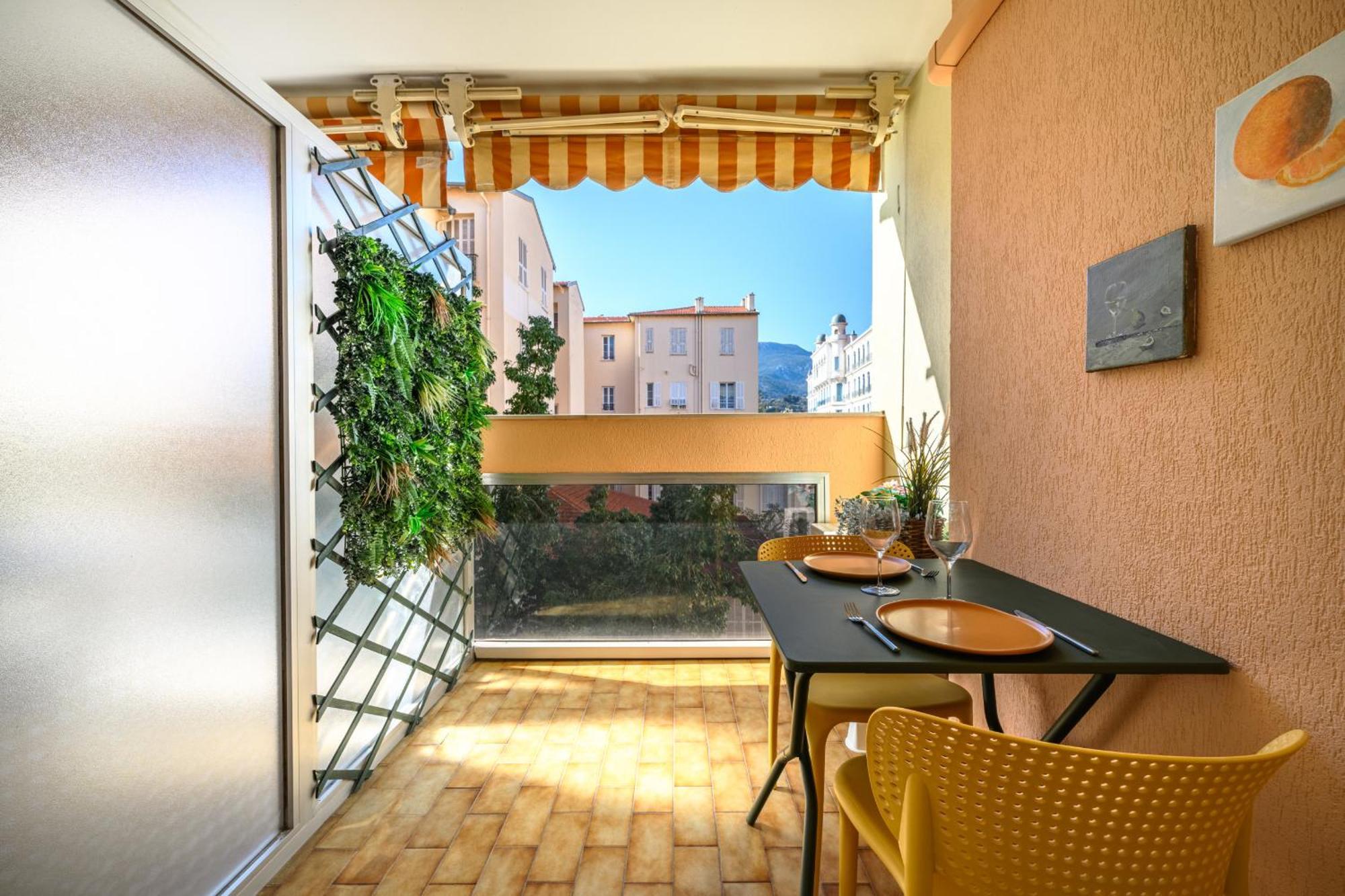 "Charmant Studio" Plein Centre, Calme, Terrasse Menton Dış mekan fotoğraf