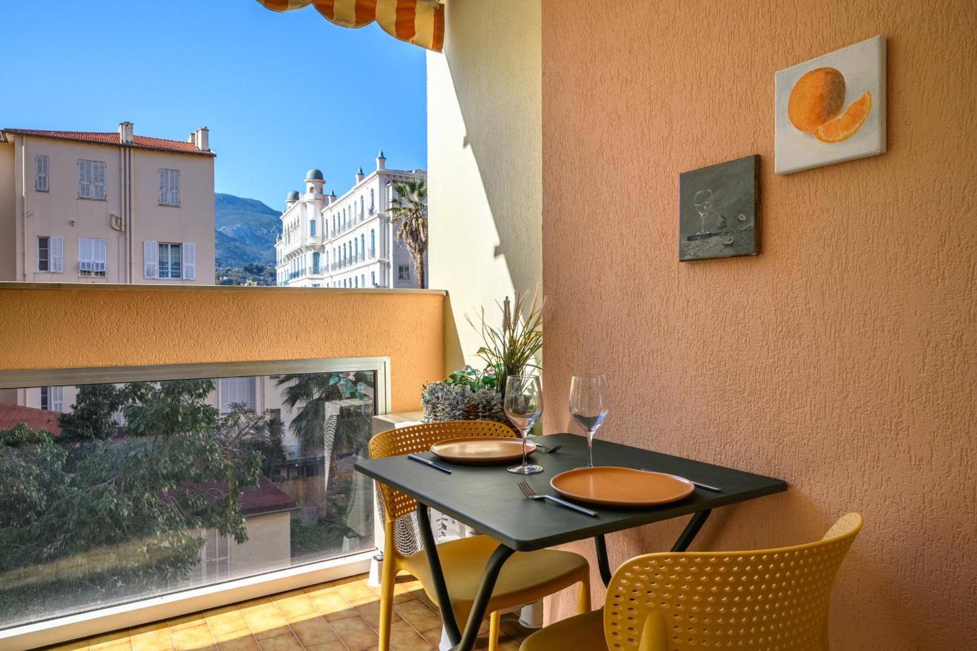"Charmant Studio" Plein Centre, Calme, Terrasse Menton Dış mekan fotoğraf